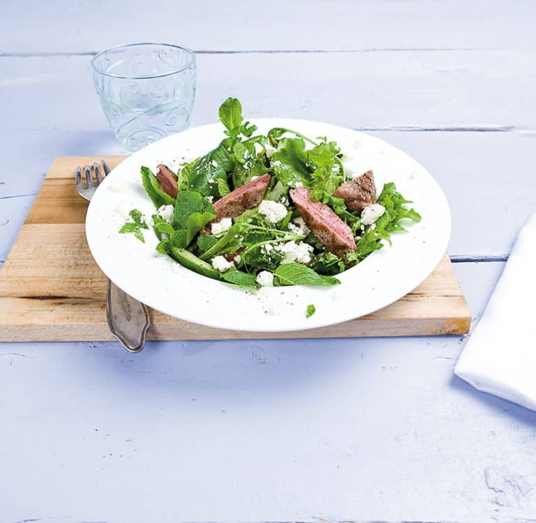 Salade met lamsvlees, feta en munt
