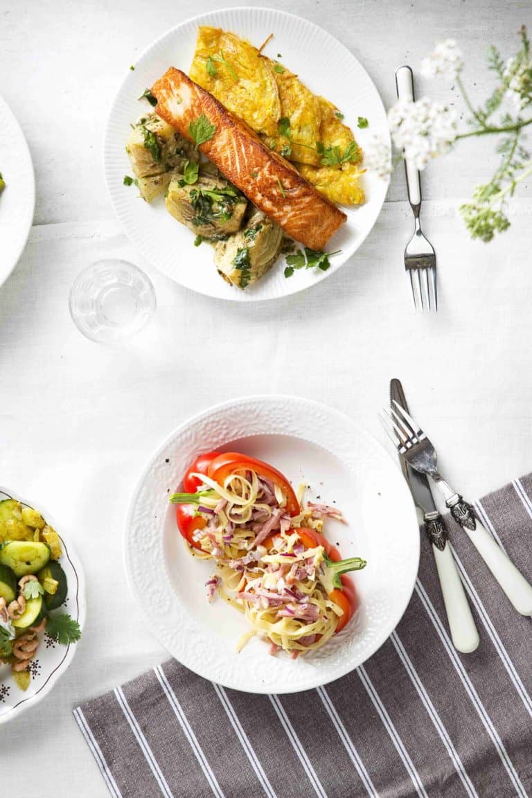 Gesmoorde venkel met zalmfilet en aardappeltortilla