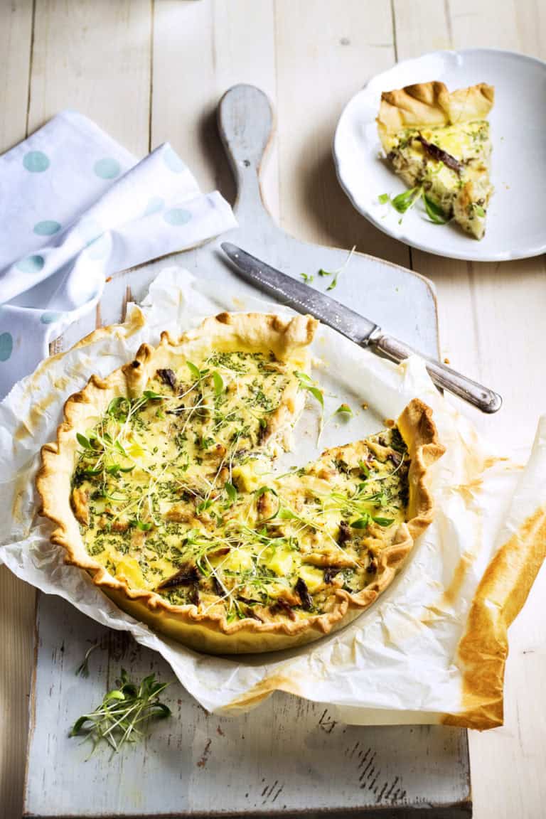 Quiche met gerookte makreel en dragon