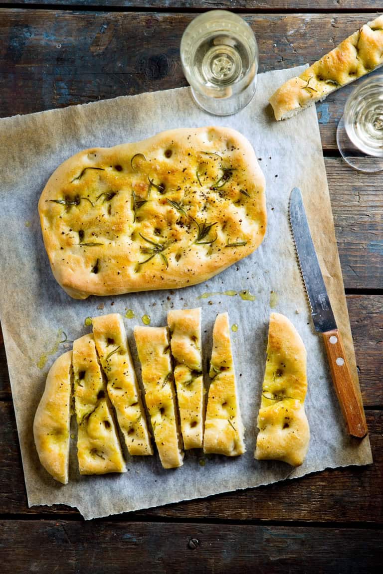Stap voor stap: focaccia met rozemarijn