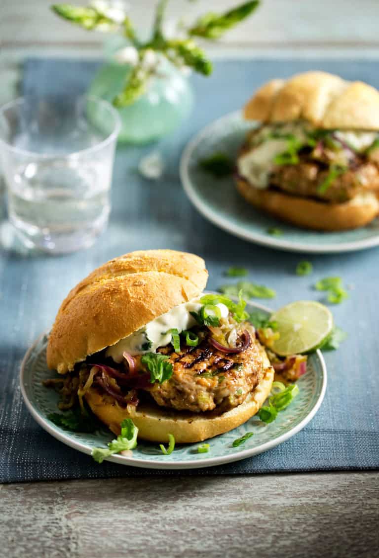 Kalkoenburger met komkommerrelish