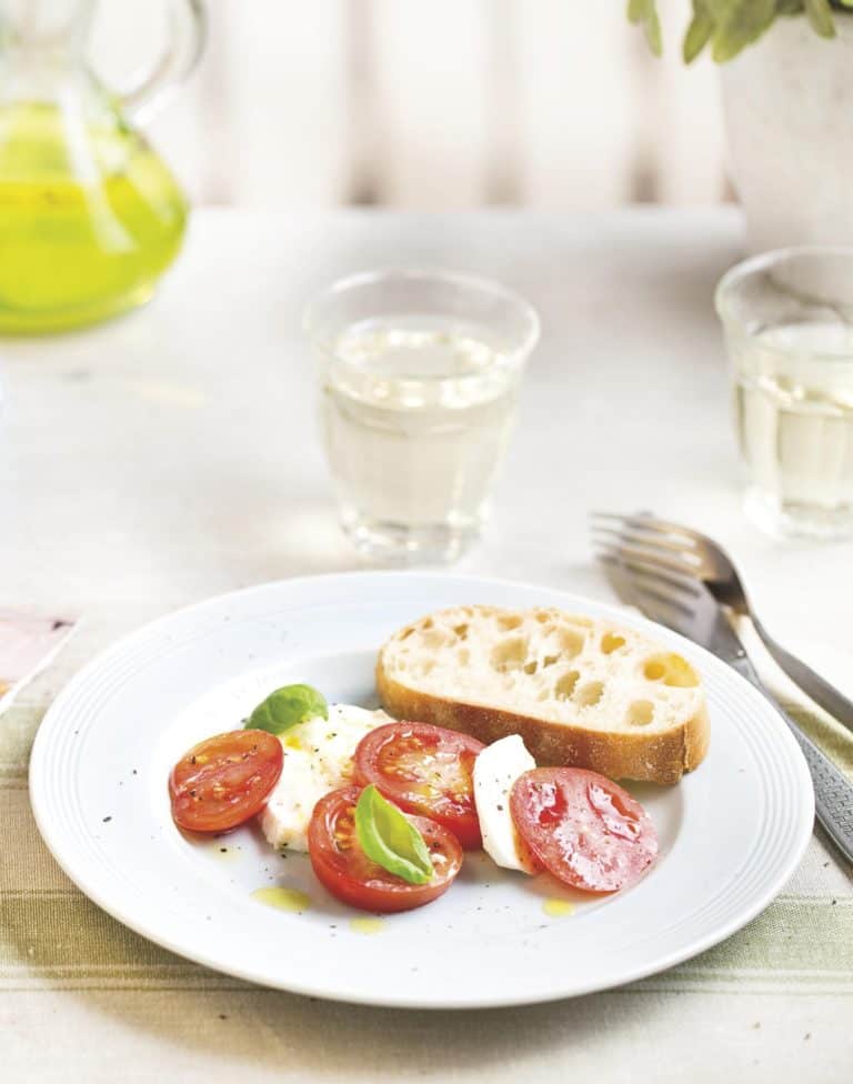 Caprese salad by Foodies