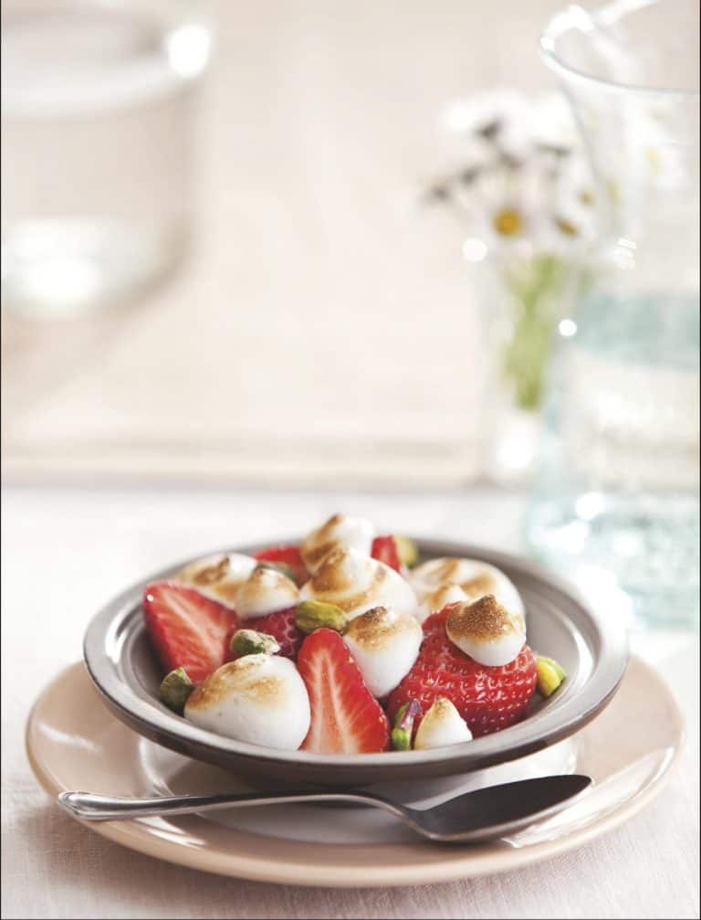 Aardbeien met geflambeerde limoenmeringue