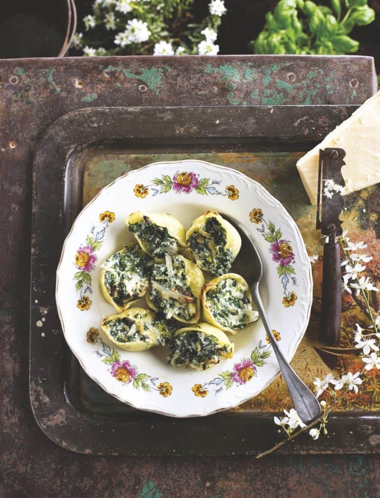 Conchiglie met cavolo nero en ricotta