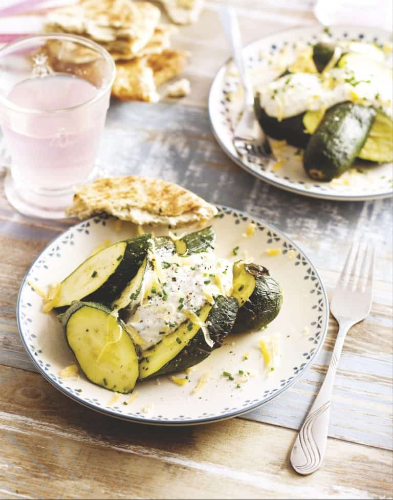 Gepofte courgette met oude kaas
