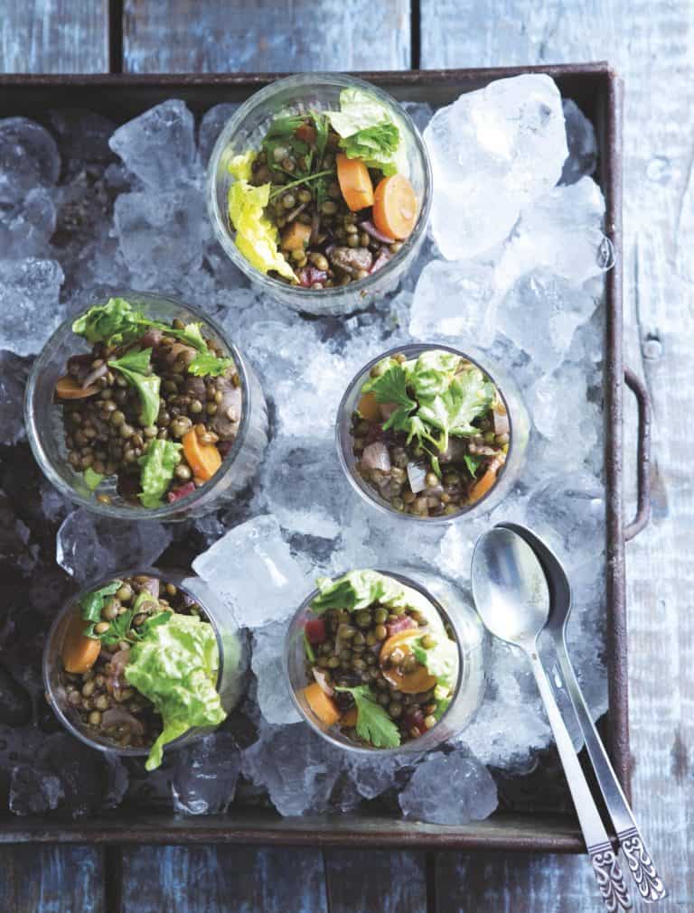 Linzensalade met worst