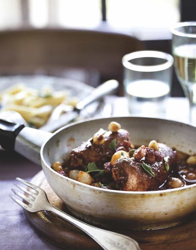 Saltimbocca met oregano en hazelnoten