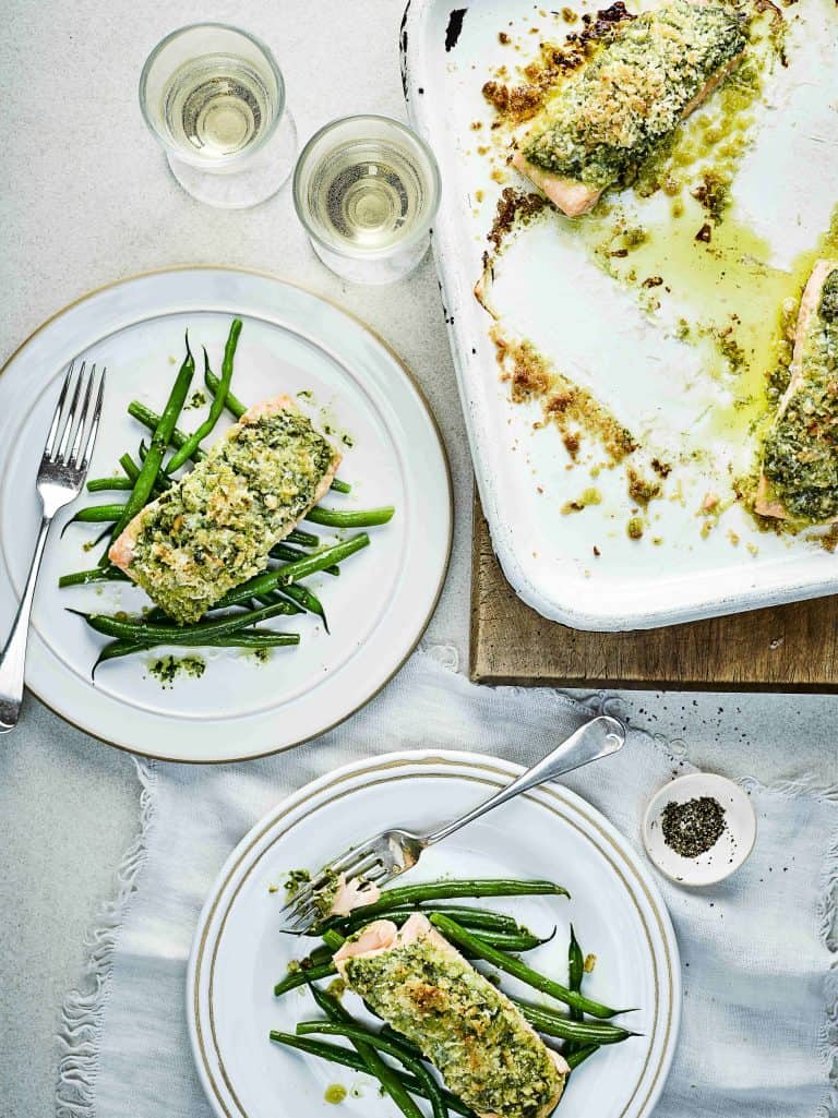Zalmfilet uit de oven met krokante pestokorst