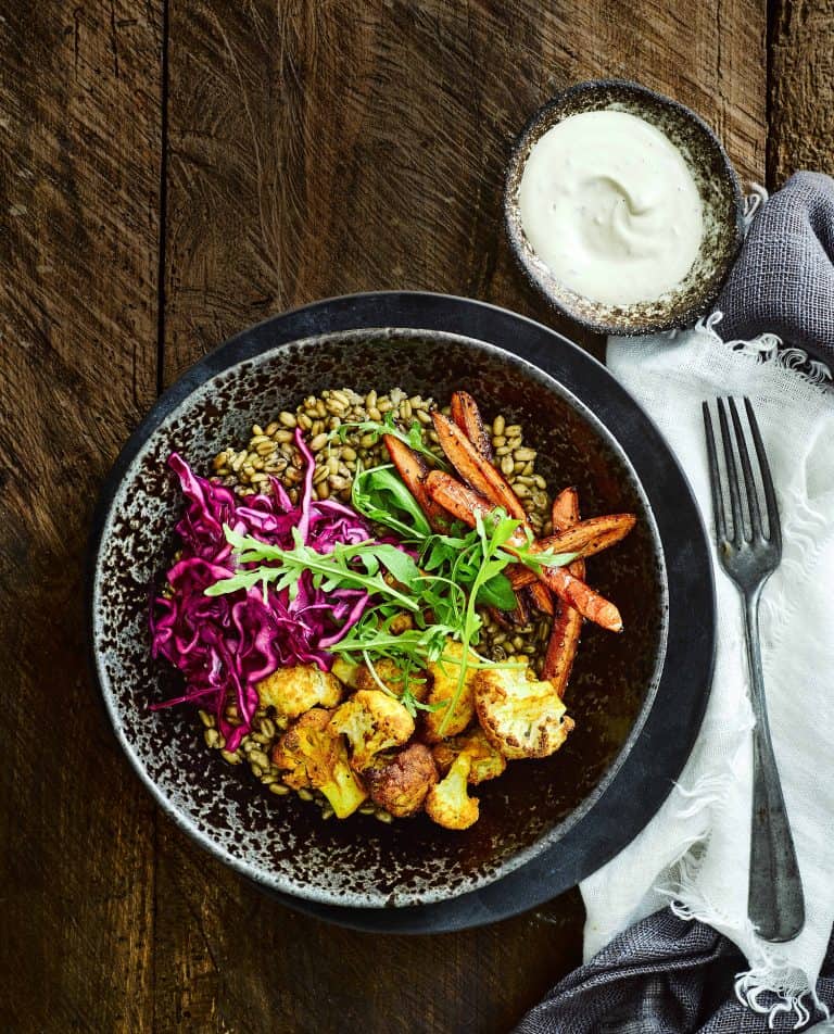 Kleurrijke buddha bowl
