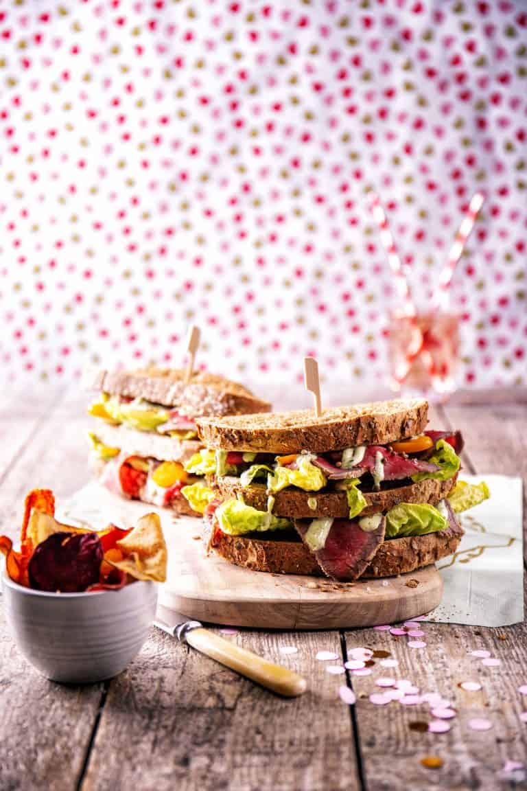 Clubsandwich met pastrami uit When Harry met Sally