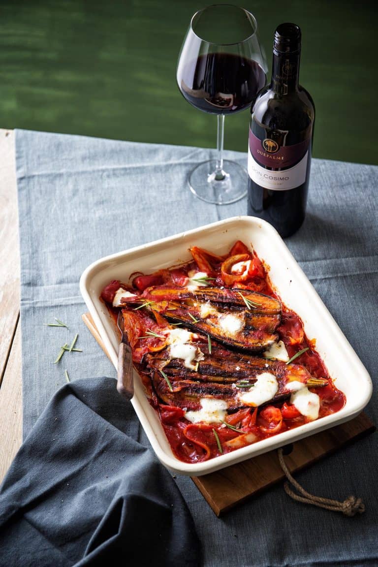 Aubergines uit de oven met tomatensaus
