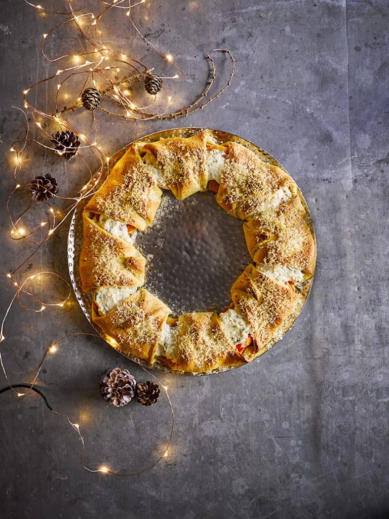 Overheerlijke kerstkrans met pompoen en ricotta