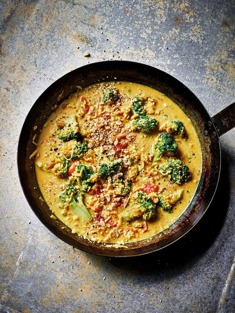 Broccolicurry uit The Curry Guy Veggie