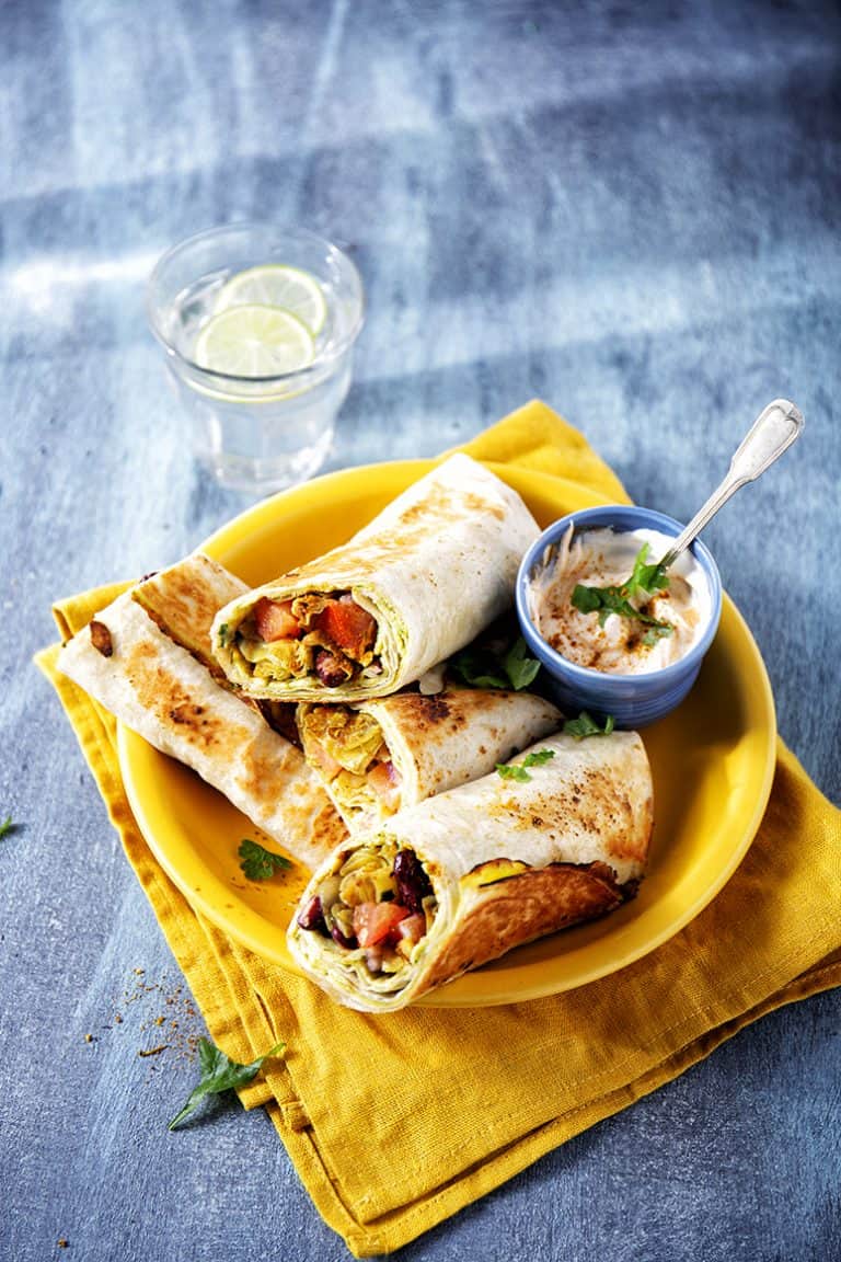 Döner kebab van spitskool met kruidenomelet