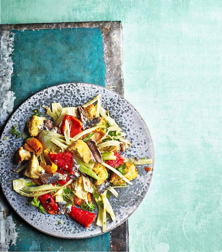 Sardinesalade met geroosterde paprika