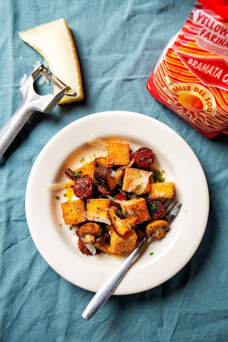 Spaanse polenta met paddenstoelen en manchego