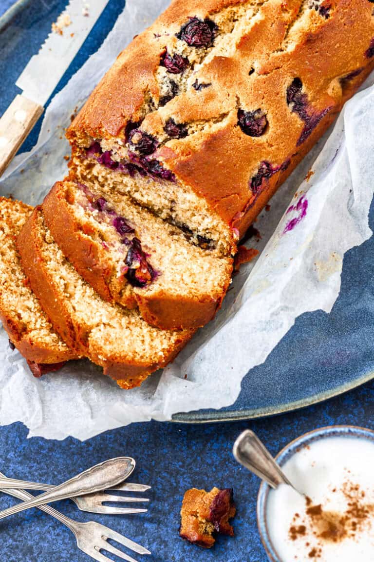 Yoghurtcake met blauwe bessen