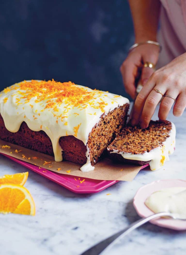 Frisse glutenvrije worteltjestaart