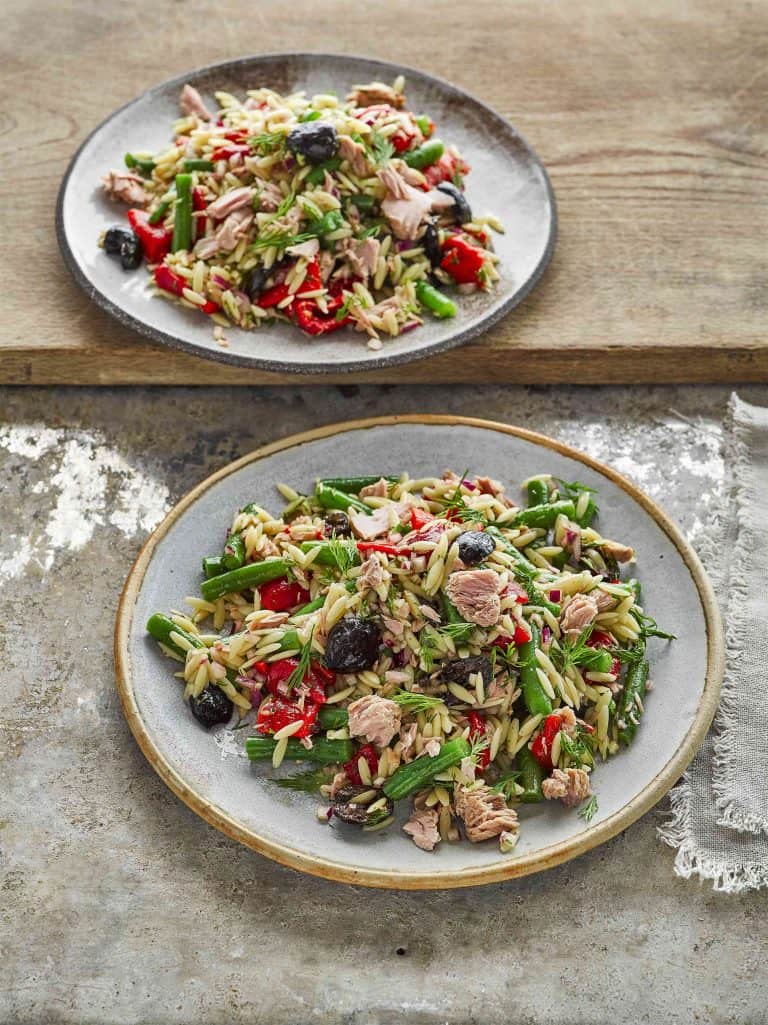 Orzosalade met sperziebonen en tonijn
