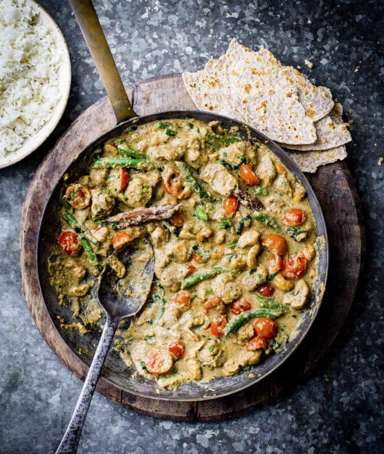 Sri Lankaanse kipcurry met cashewnoten