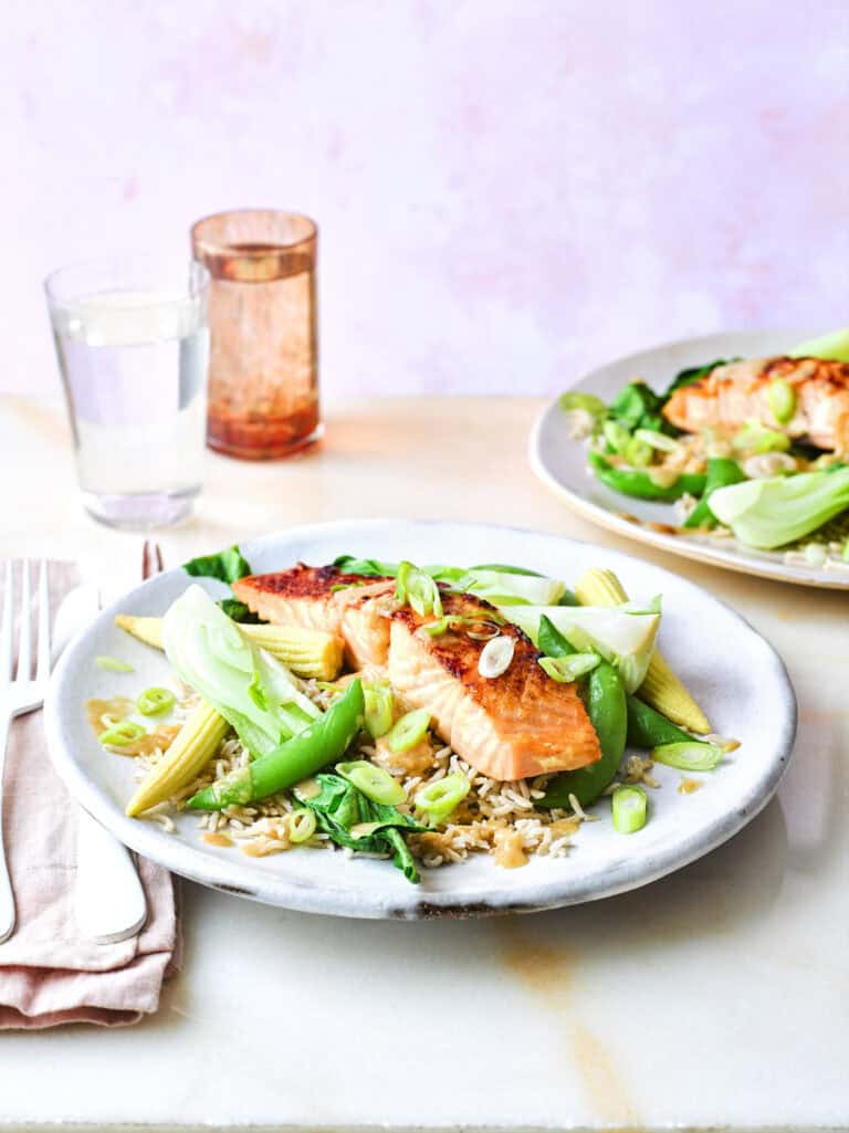 Miso-zalm met paksoi