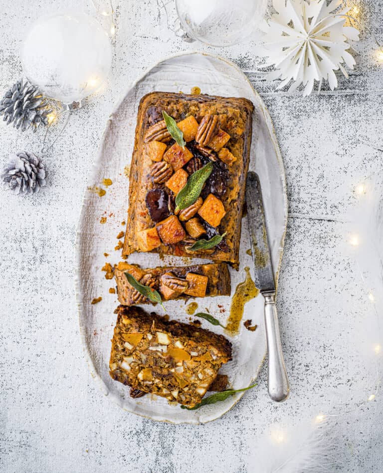 No meat-loaf van pompoen, linzen, dadels en noten