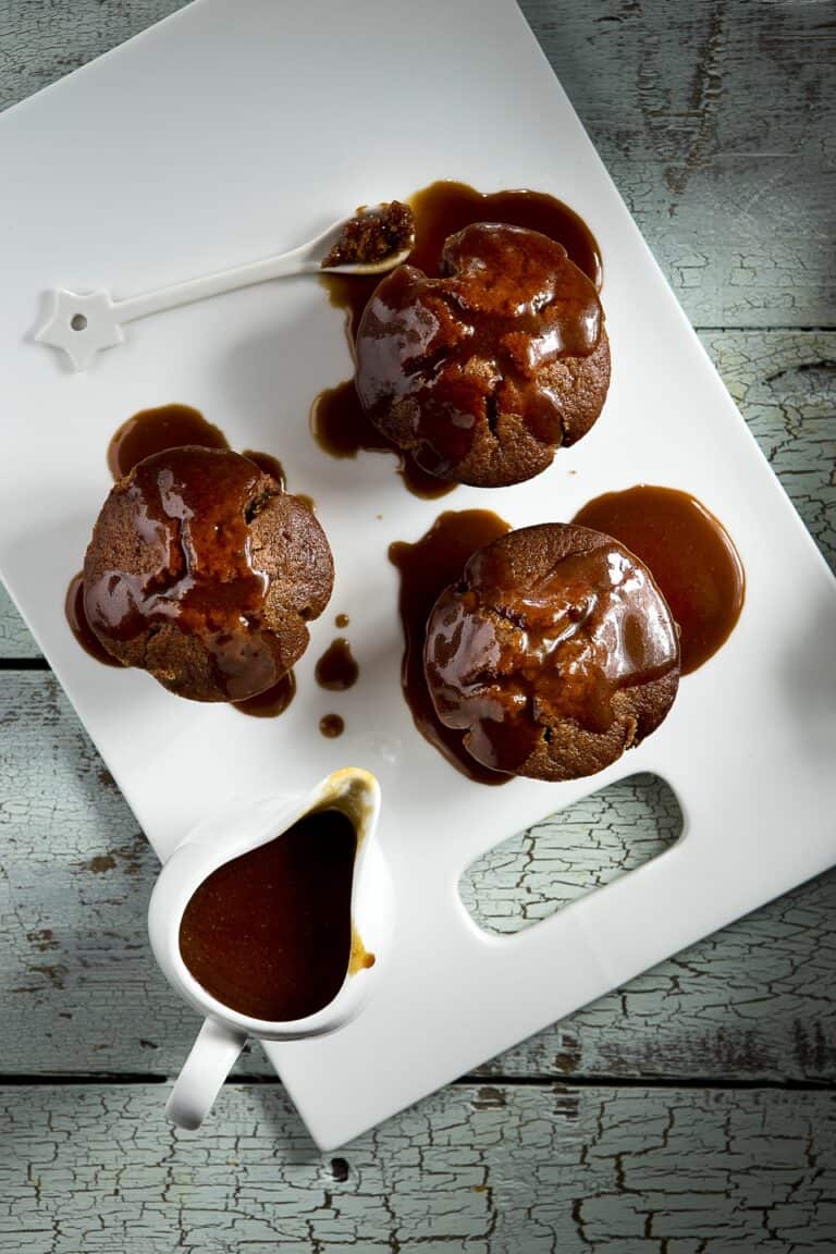 Sticky toffee puddings