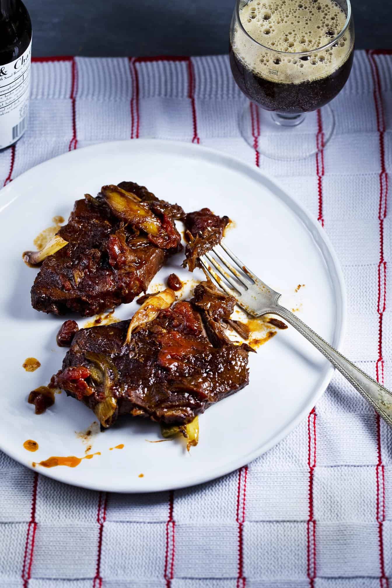 Sukade met bockbier en prei