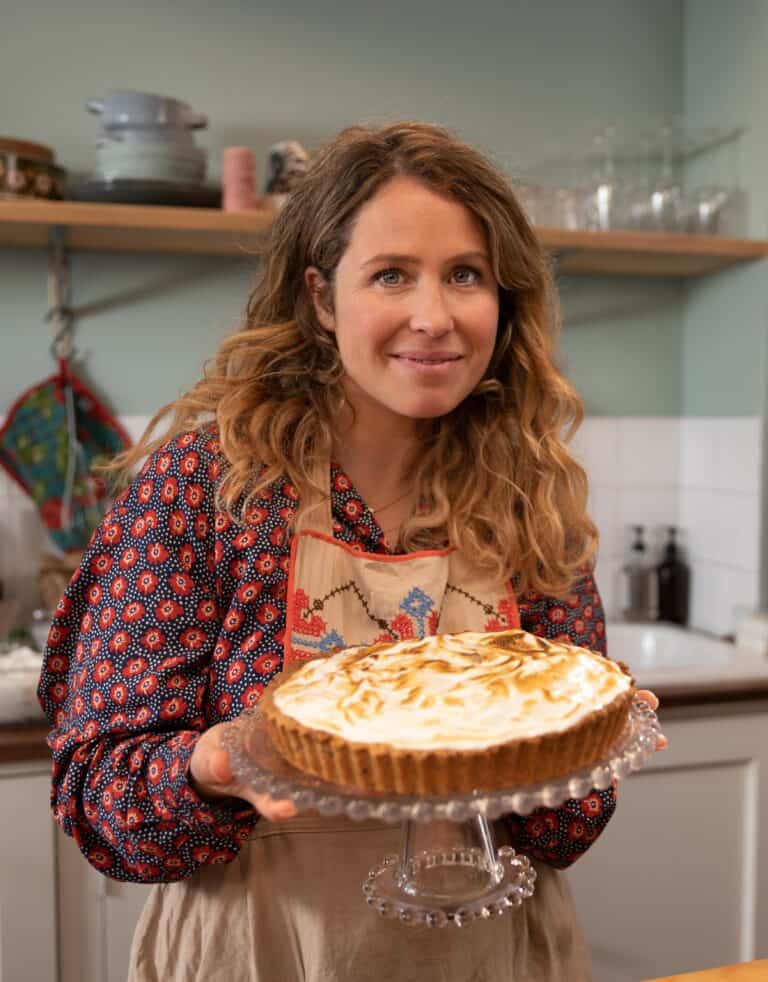 Vegan citroenmeringuetaart met aquafaba