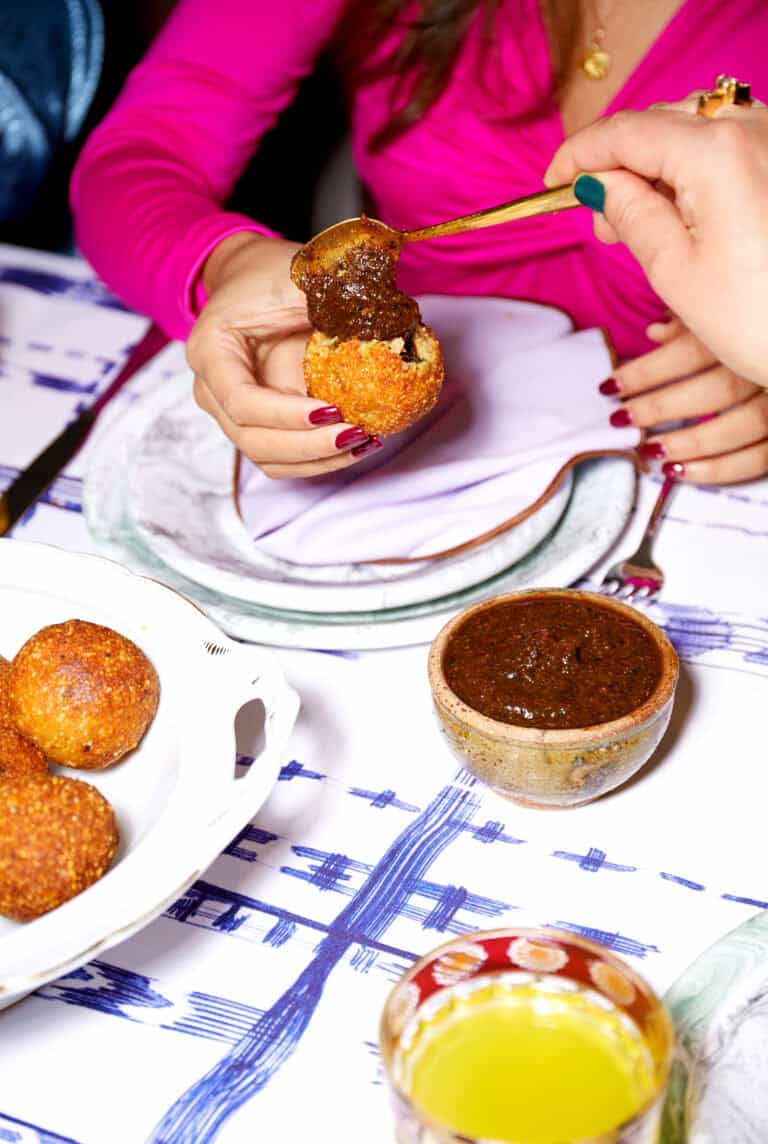 Chutney met gedroogde limoen en dadel