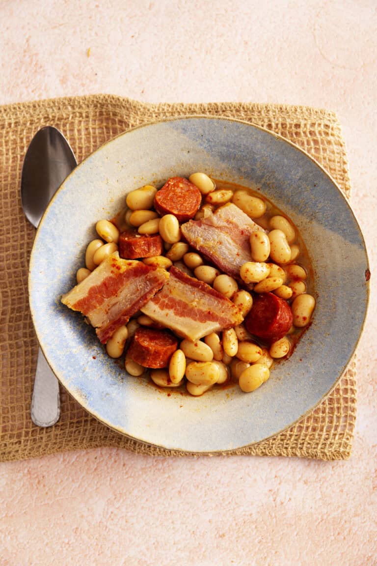 Fabada asturiana (Spaanse bonenstoof met spek)
