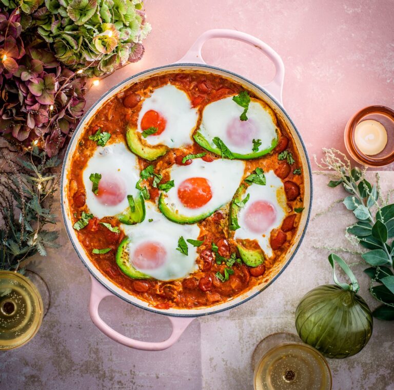 Tex-mex spiegeleieren met avocado
