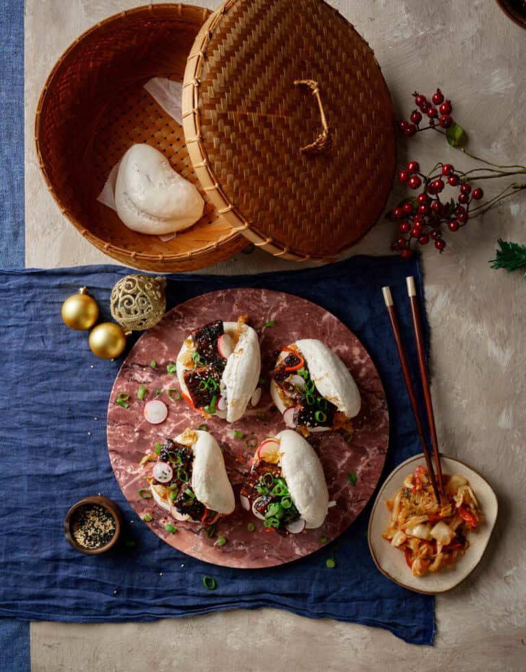 Bao buns met sticky tofu