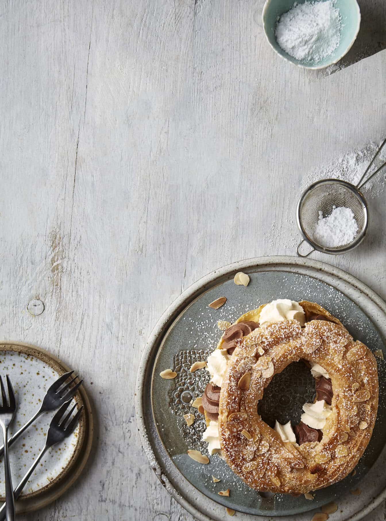 Paris-Brest met chocoladevulling
