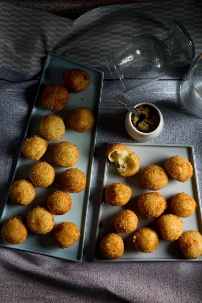 Zuurkoolbitterballen