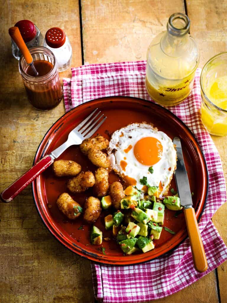Aardappelkroketjes met pittige avocado