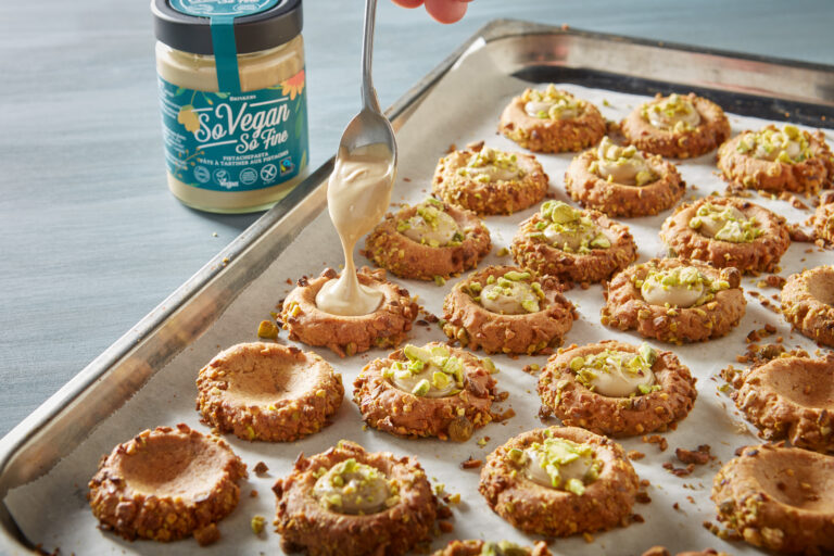 Pistache thumbprint cookies