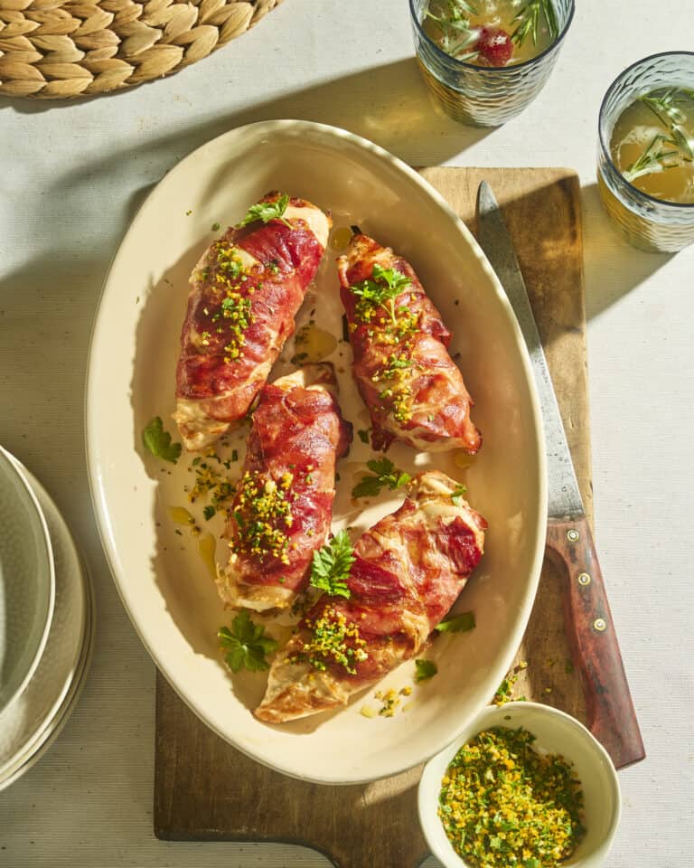 Kip in parmaham met gremolata