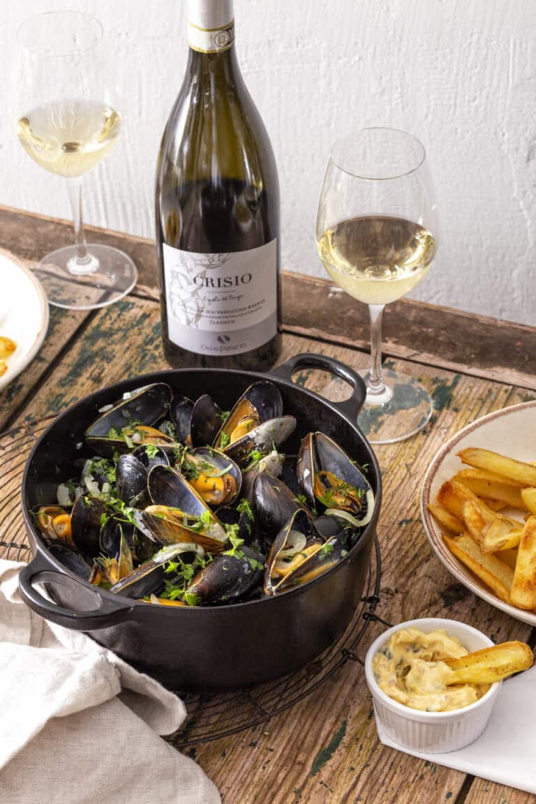 Moules frites met tuinkruiden
