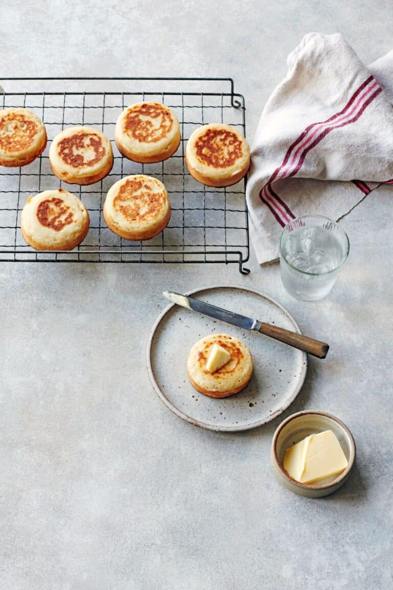 Goudbruine crumpets