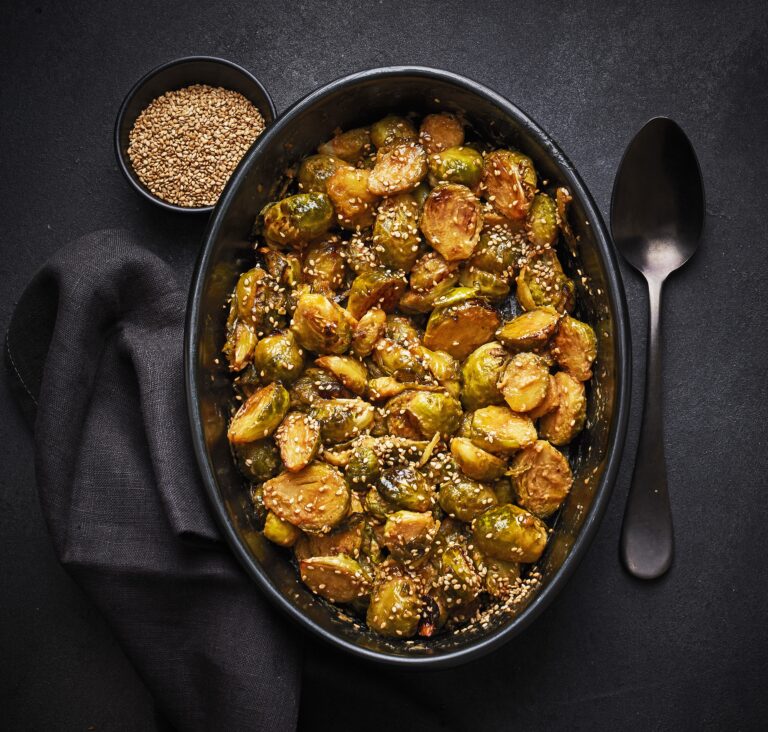 Sticky spruitjes met misoboter