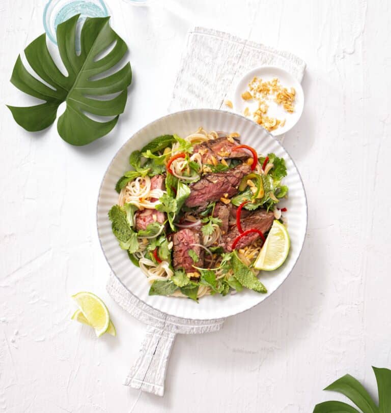 Thaise noedelsalade met bavette