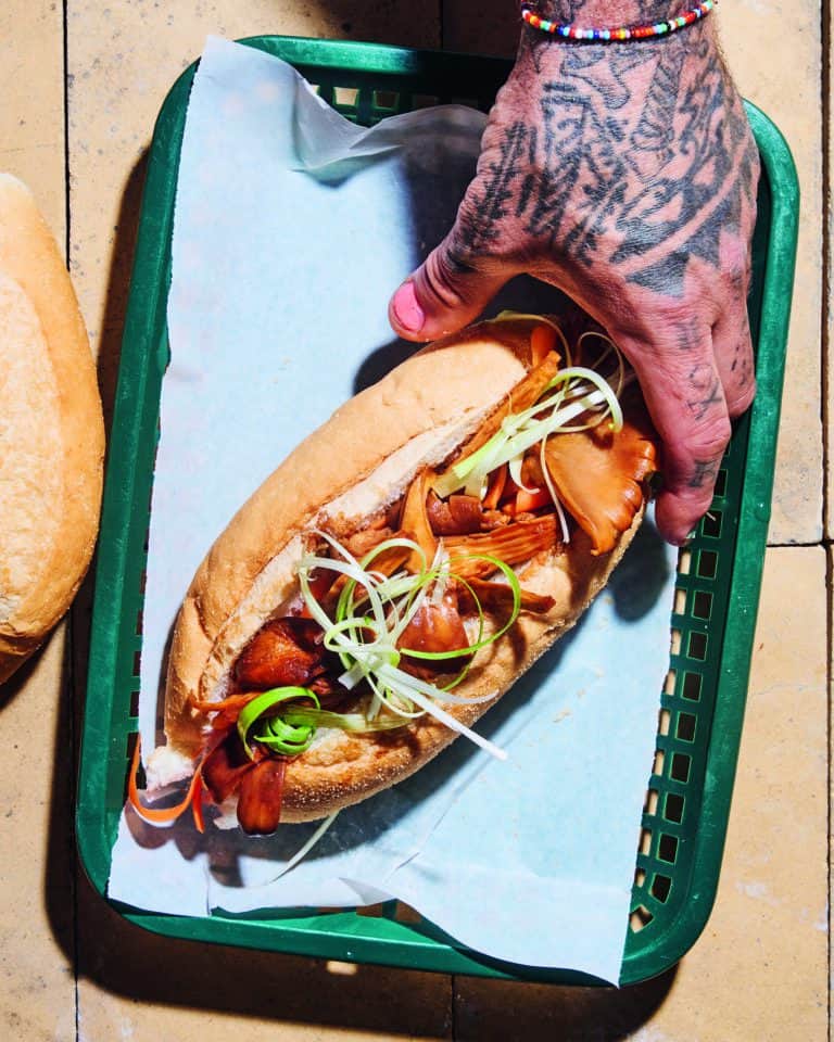 Broodje hete oesterzwammen mét ketjap sambal