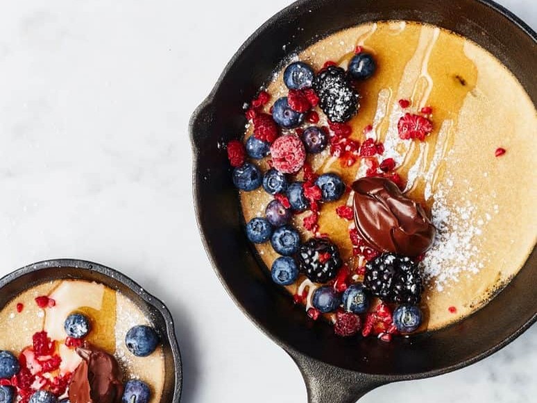 vegan dutch pancake in pannetjes