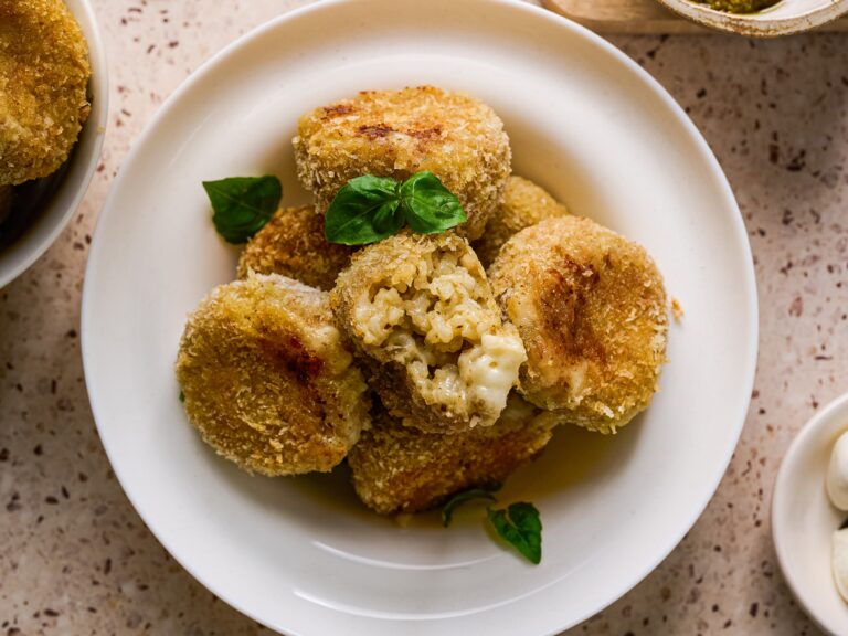 Arancini (gefrituurde risottoballetjes)
