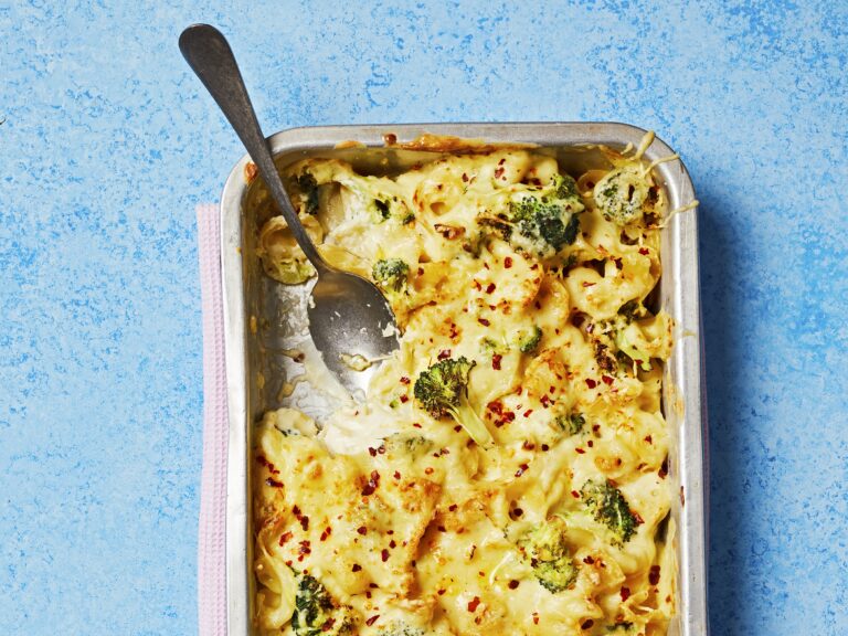 Broccoli ovenschotel met kaas en mosterd