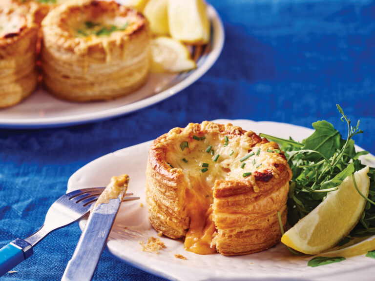 Pasteitjes met gerookte zalm
