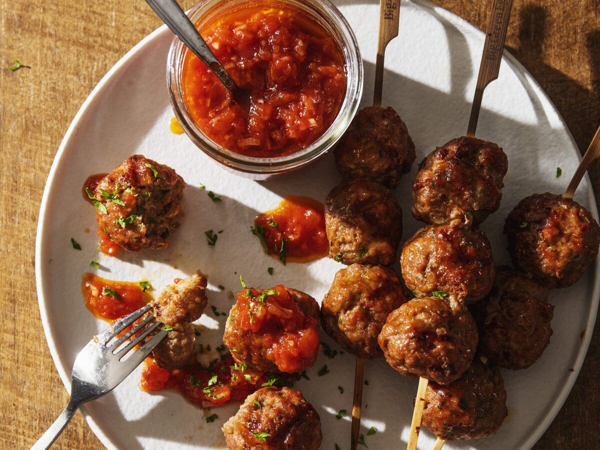 Albondigas met gerooktetomatensalsa
