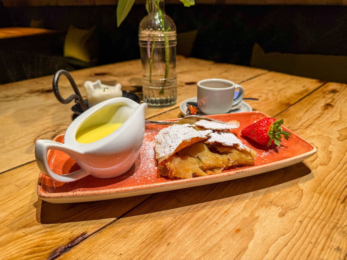 Zelfgemaakte apfelstrudel in Oostenrijk