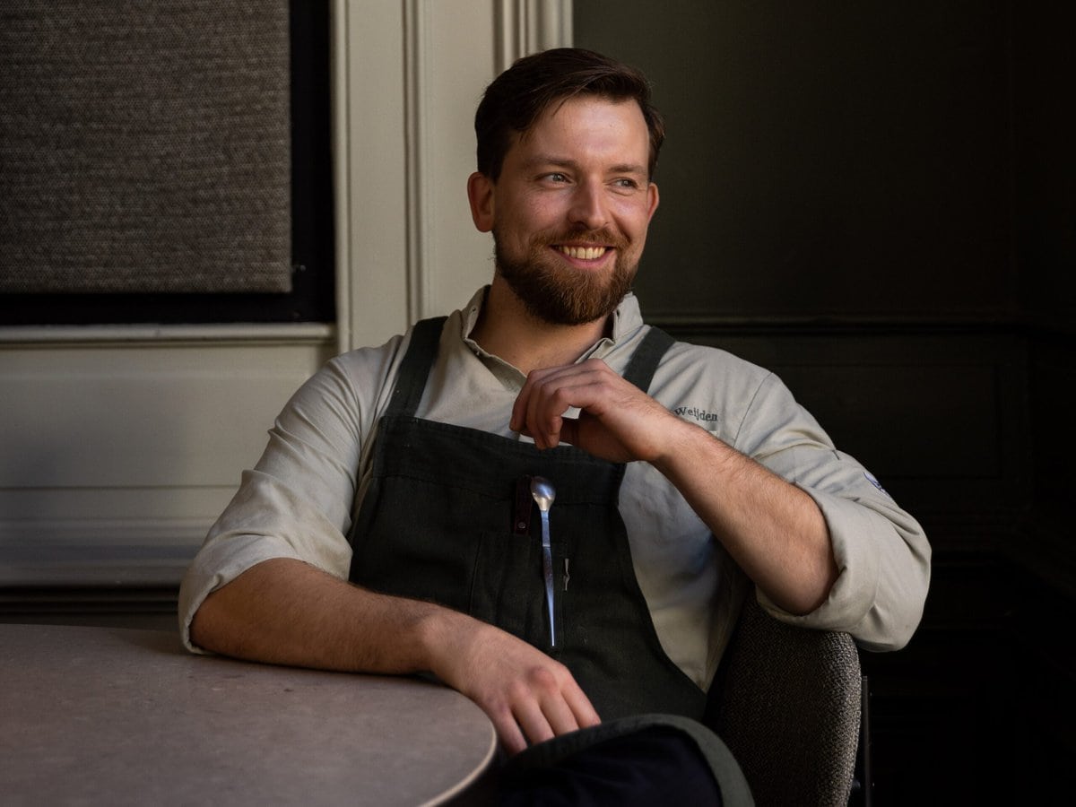 René van der Heijden in restaurant